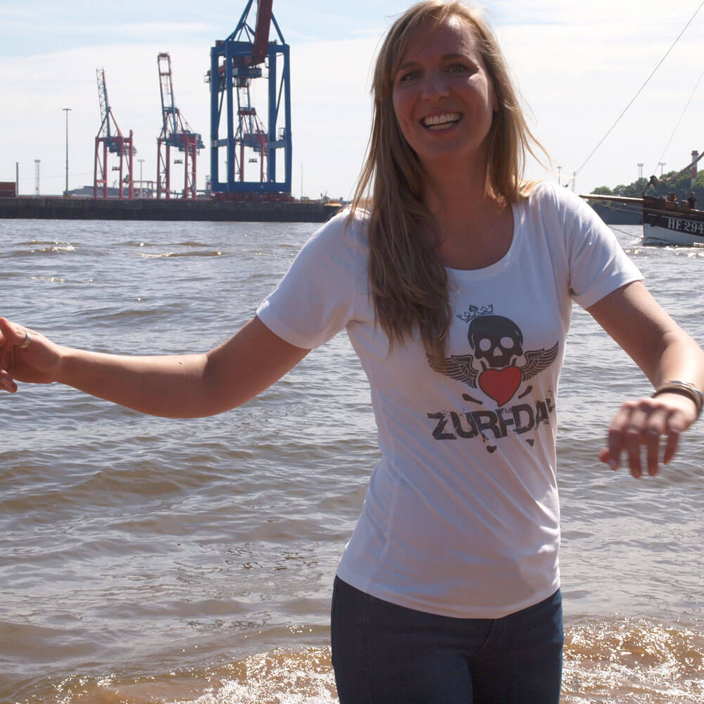 zurfday-t-shirt-scull